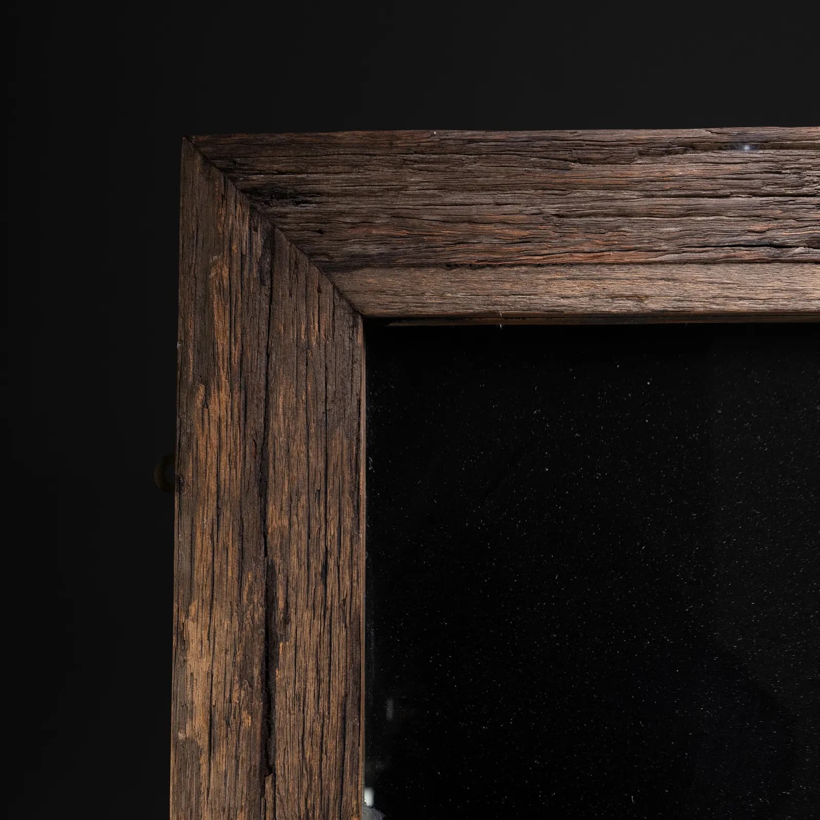 Ampio specchio cornice in legno