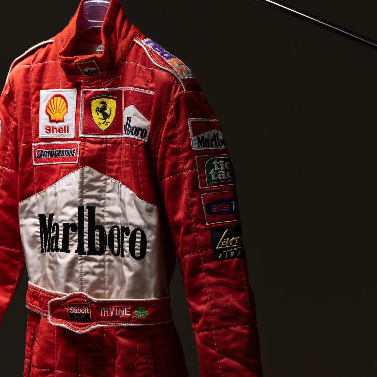 Tuta Eddie Irvine 1999 autografata